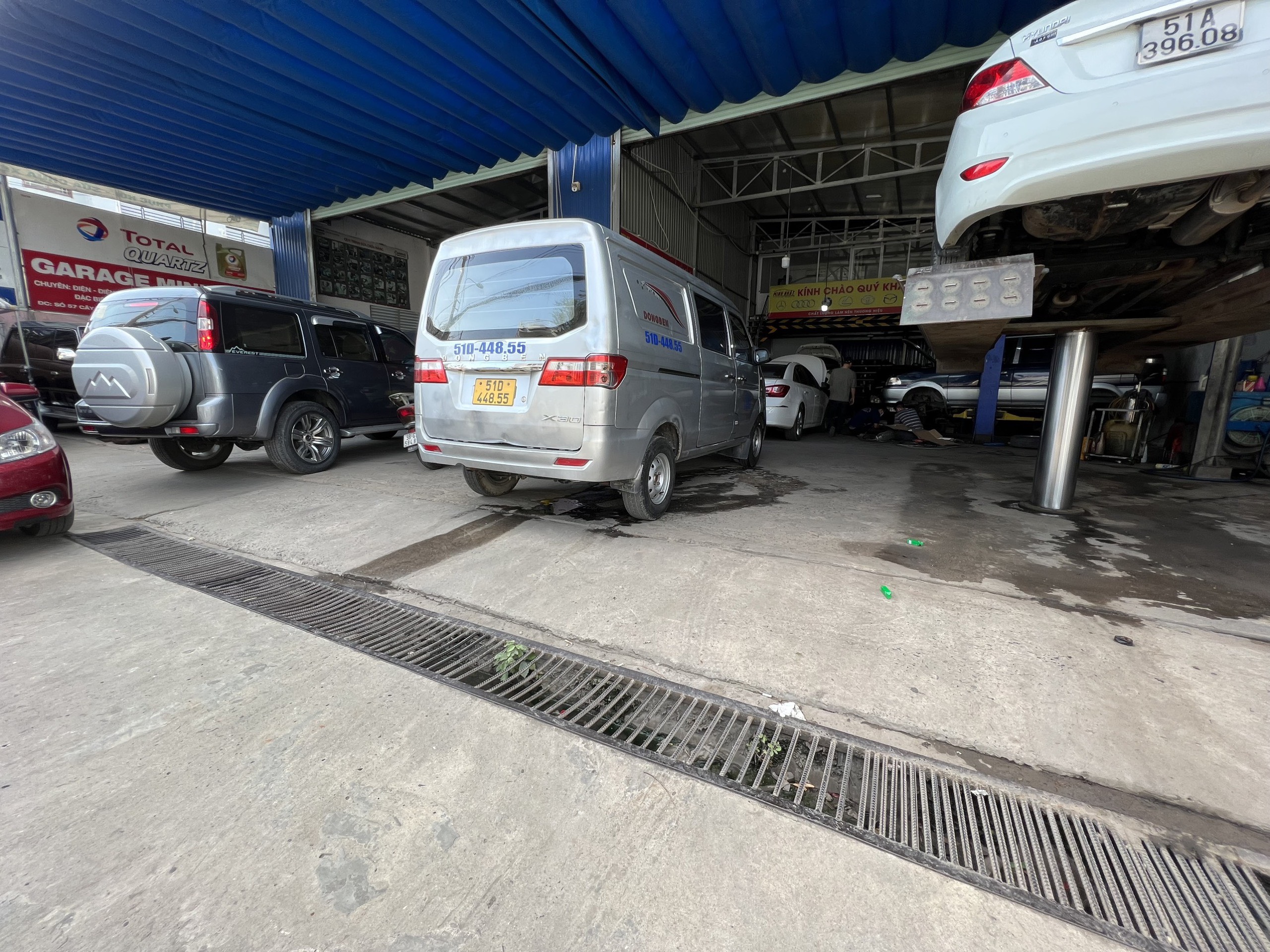 https://suaxeotominhnhat.com/